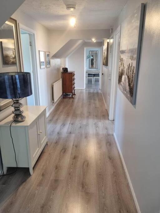 Spacious Family Friendly Apartment- 100m From With Seaviews! Apartment Hunstanton